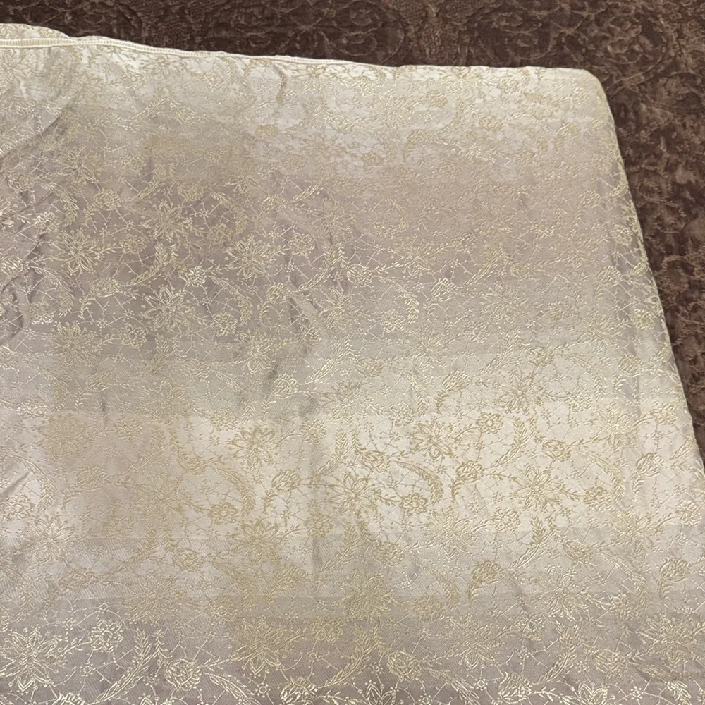 Luxurious Cream and Brown Comforter Set